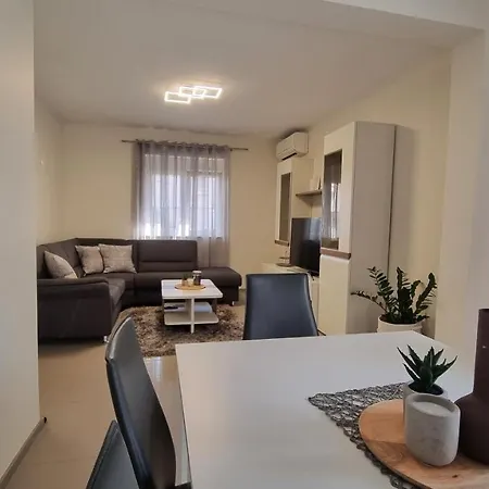 Mala Apartment *