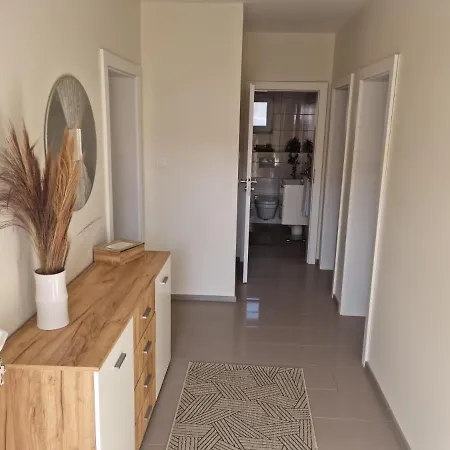 Mala Apartment *