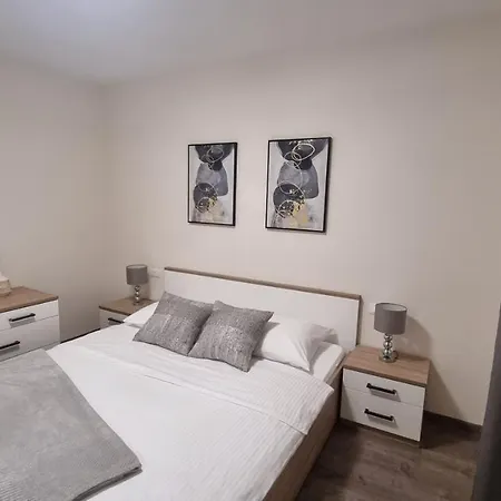 Mala Apartment *